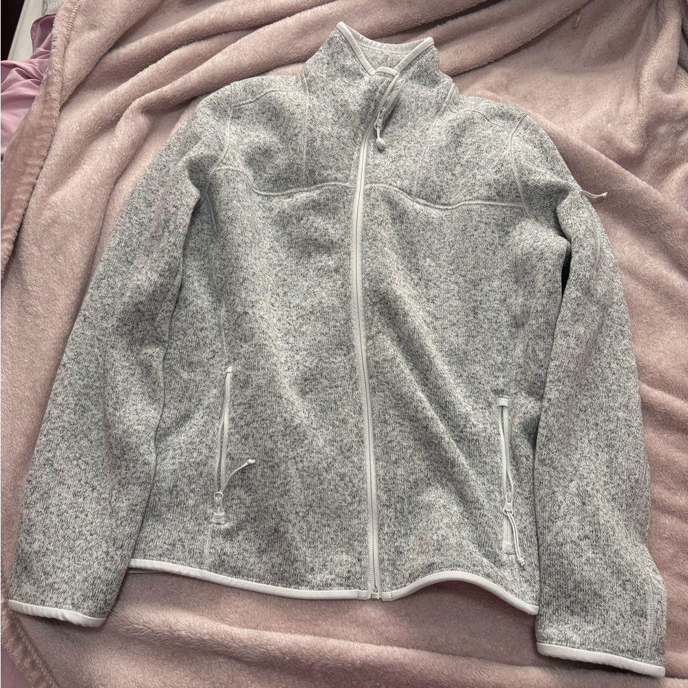 ⭐️Grey zip up sweater women’s XL